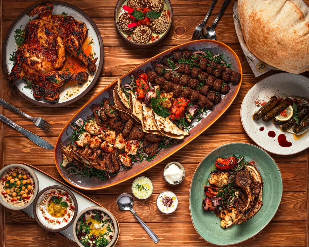 The Paramount Platter - Family Favourite