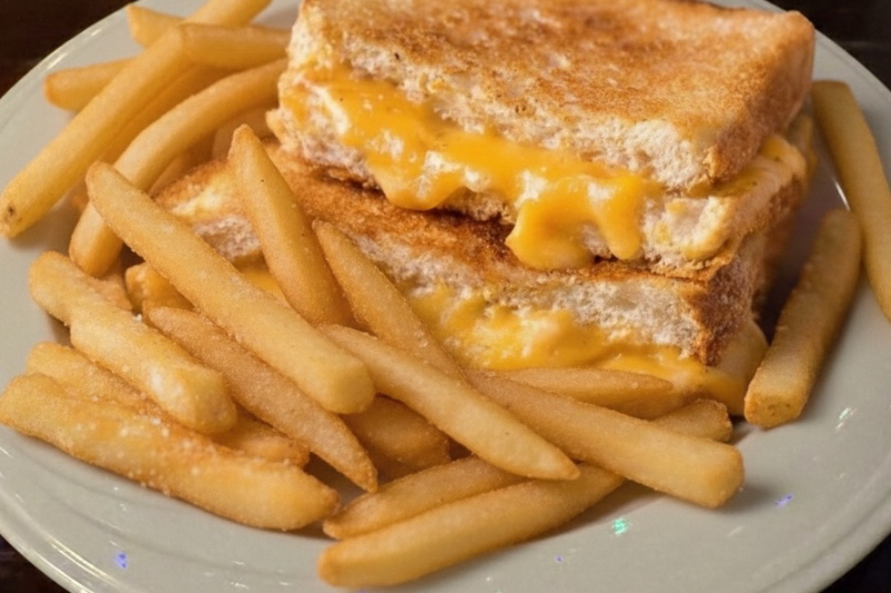 Kids Grilled Cheese Sandwich image